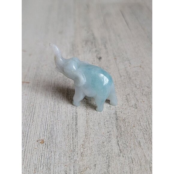 Miniature‎ green quartz elephant figure Decor Safari unique - Picture 4 of 6